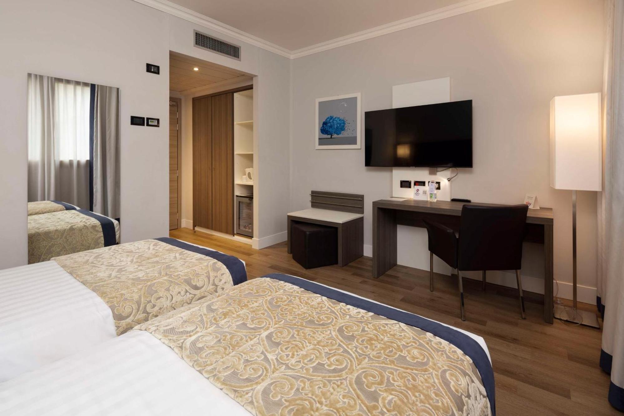 Best Western Plus Borgolecco Hotel Arcore Exterior foto